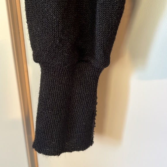 Black knitted Lacoste sweater - Picture 4 of 4